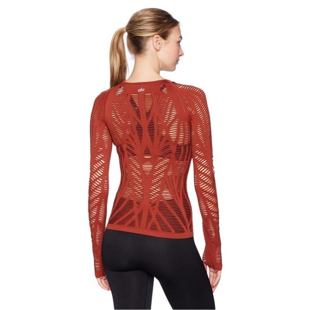 ALO Yoga LS Rust Wanderer Stretch Seamless Cutout Top Size Medium - Picture 4 of 14